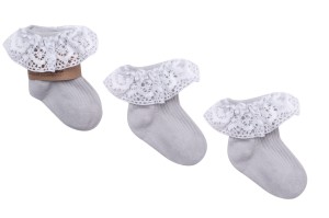 mamas feet vintagr love SZARA.jpg