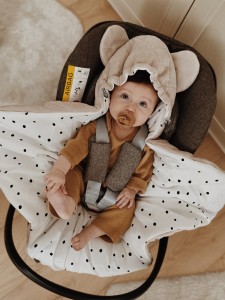 SLEEPEE OTULACZ DO FOTELIKA SAND.jpg 4.jpg