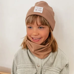 czapka-z-kominem-beige-line (1) 2.webp