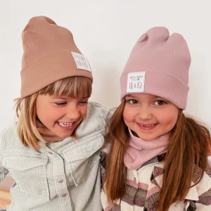 czapka-z-kominem-beige-line (1)3.webp