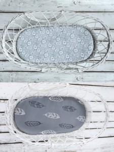 100-przescieradlo-sleepee-we-care-grey-piorka.jpg