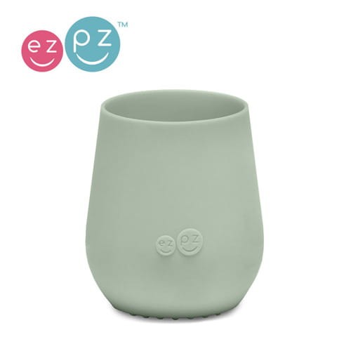 pol_pm_EZPZ-Silikonowy-kubeczek-Tiny-Cup-pastelowa-zielen-5376_1.jpg