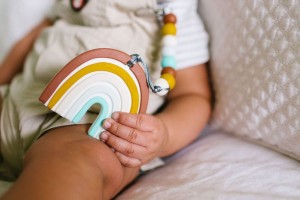 loulou lollipop gryzak tecza.jpg 5.jpg