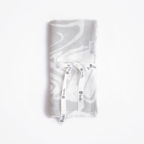 bolo otulacz abstrakcja szara.jpg