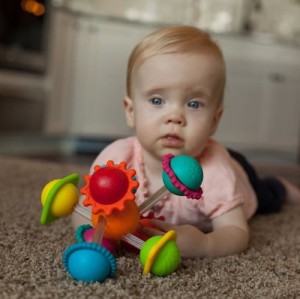 fat brain toys grzechotka wimzle.jpg 5.jpg